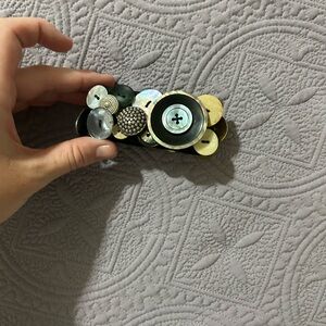Button bracelet